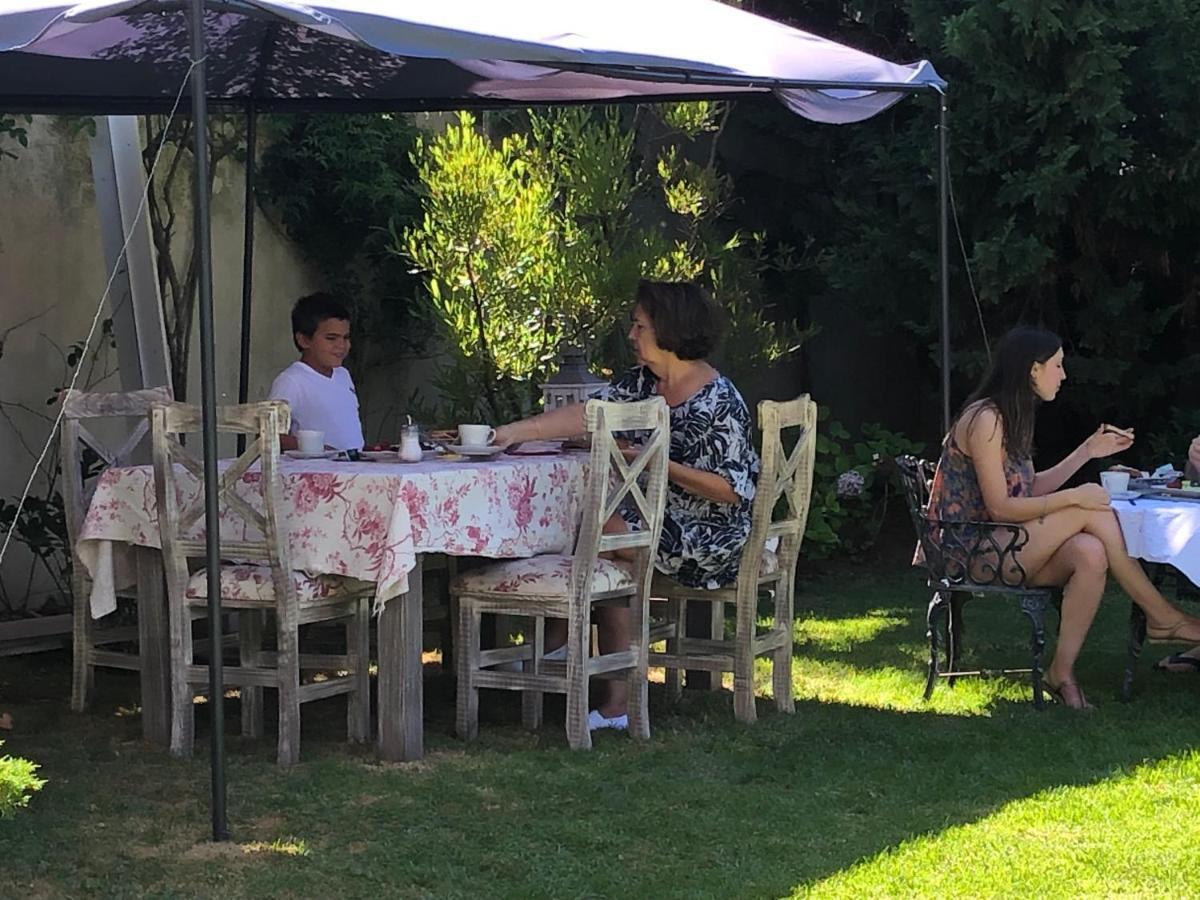 Casa Guemes Pensión *